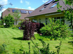 4 Sterne Apartment Steilufer mit Terrasse und Sauna in Südwestlage, Middelhagen